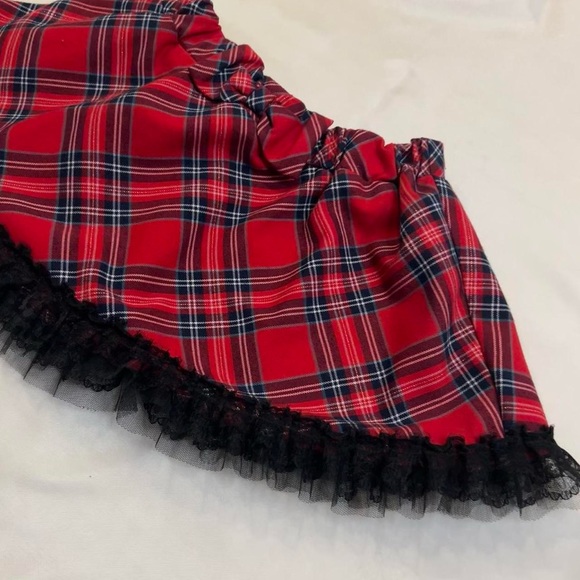Red Plaid mini skirt 💋 - Picture 2 of 7
